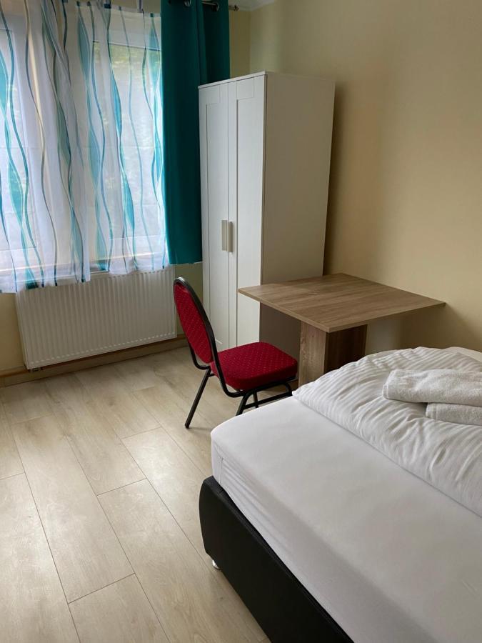 Apartments Am Bahnhof Siegen Bagian luar foto