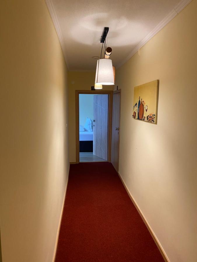 Apartments Am Bahnhof Siegen Bagian luar foto